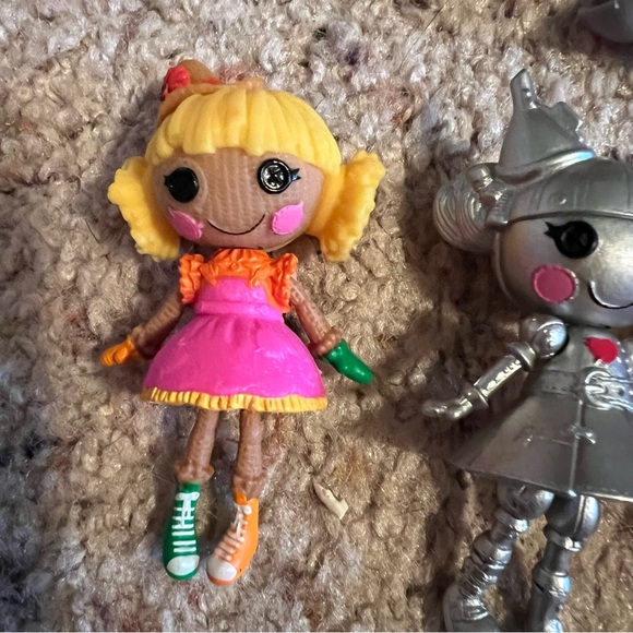 Lalaloopsy Wizard of Oz Cowardly Lion, Scarecrow, andTin Man set, and oil can. - Picture 5 of 9